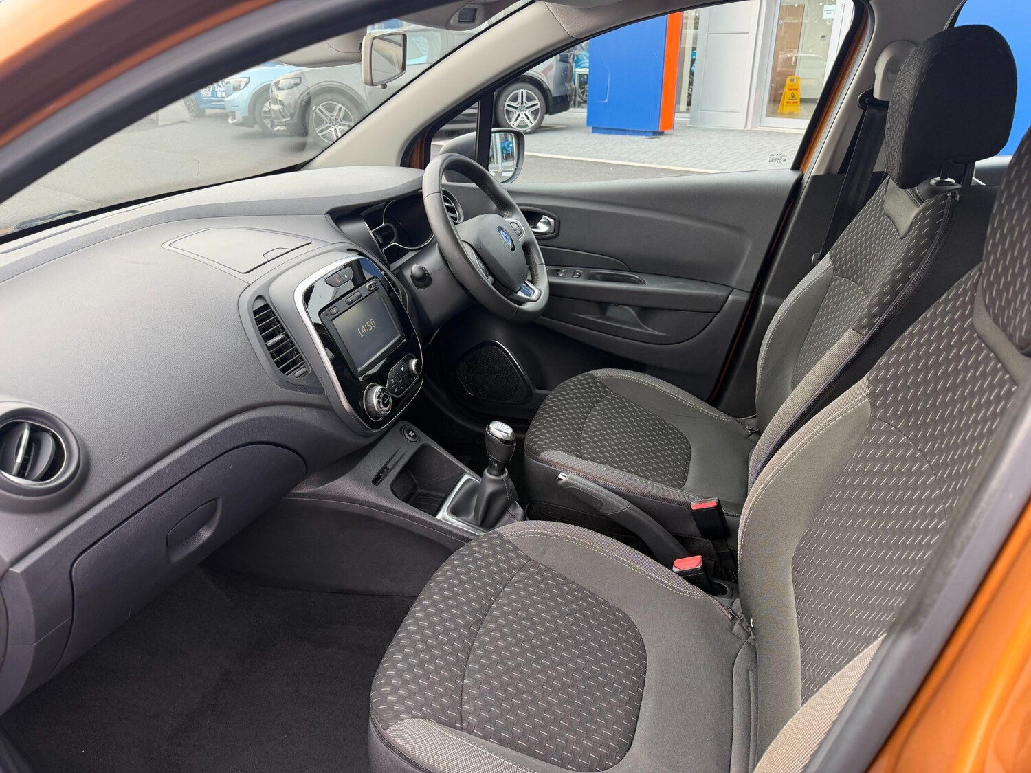 Used Renault Captur for sale - 77625792: Photo 13