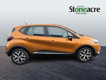 Used Renault Captur 2017 for sale - 77625792: Photo