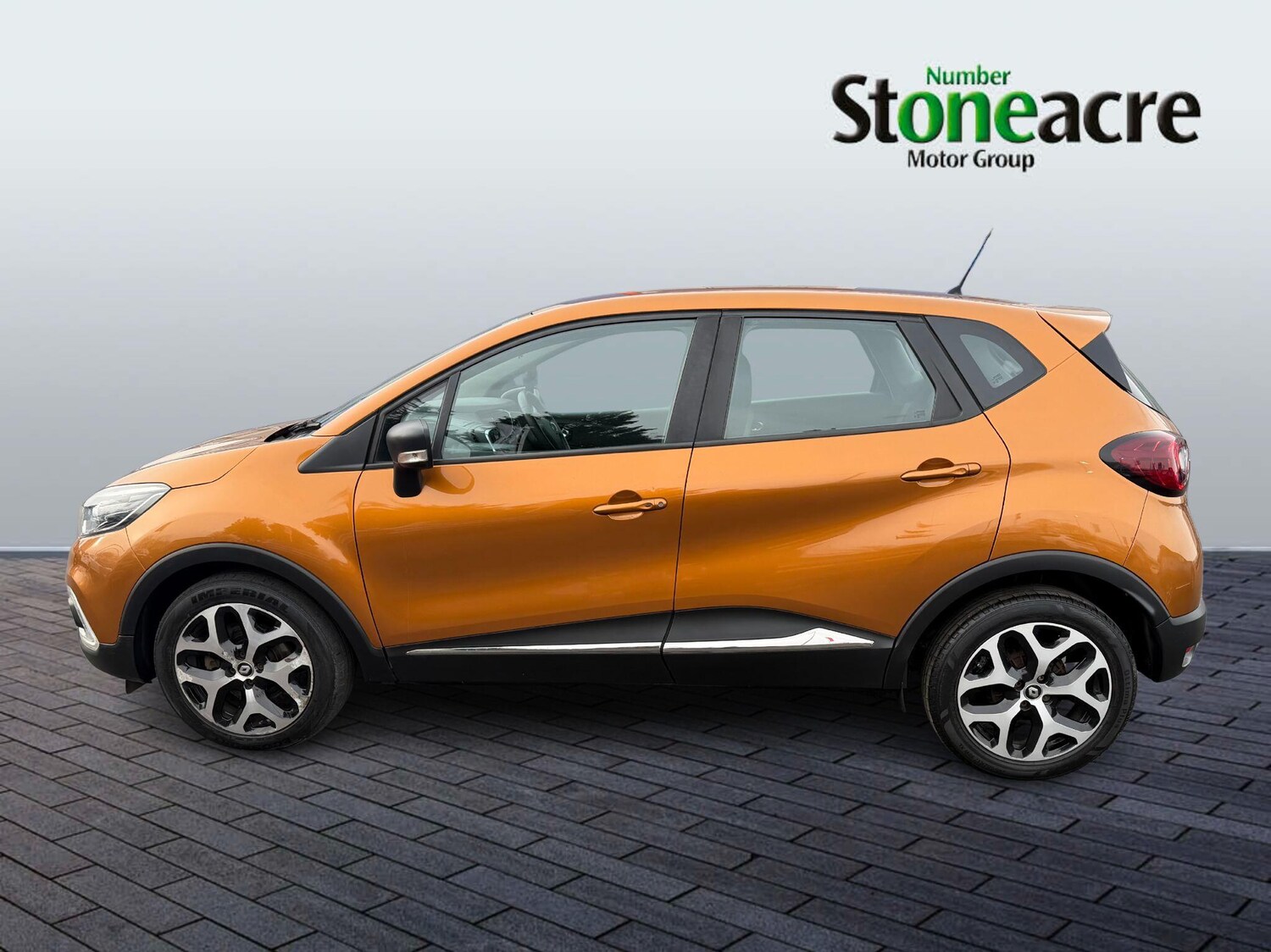 Used Renault Captur for sale - 77625792: Photo 6