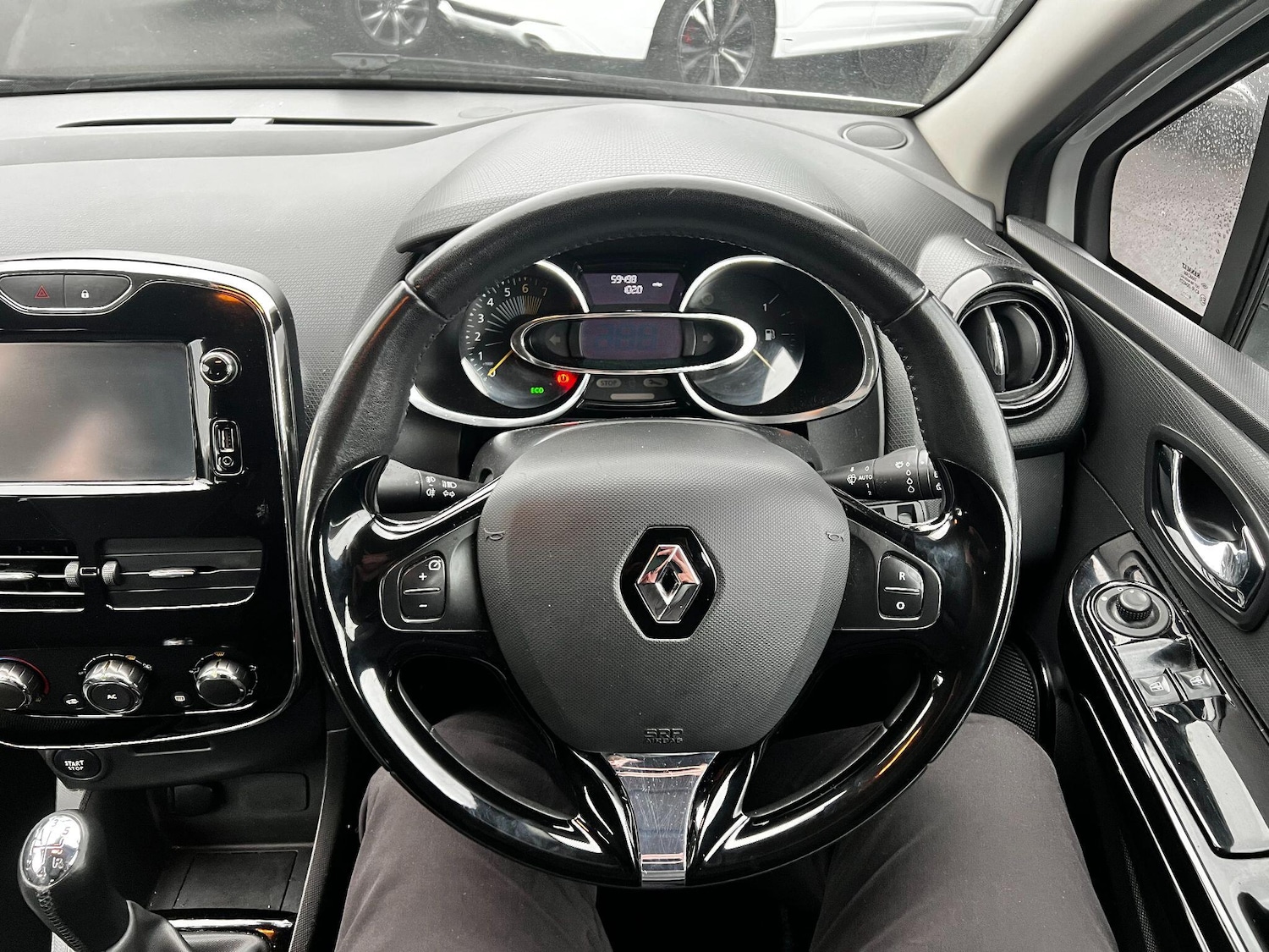 Used Renault Clio for sale - 77344673: Photo 14