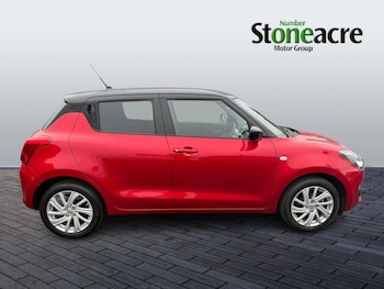 Used Suzuki Swift 2024 for sale - 77958218: Photo