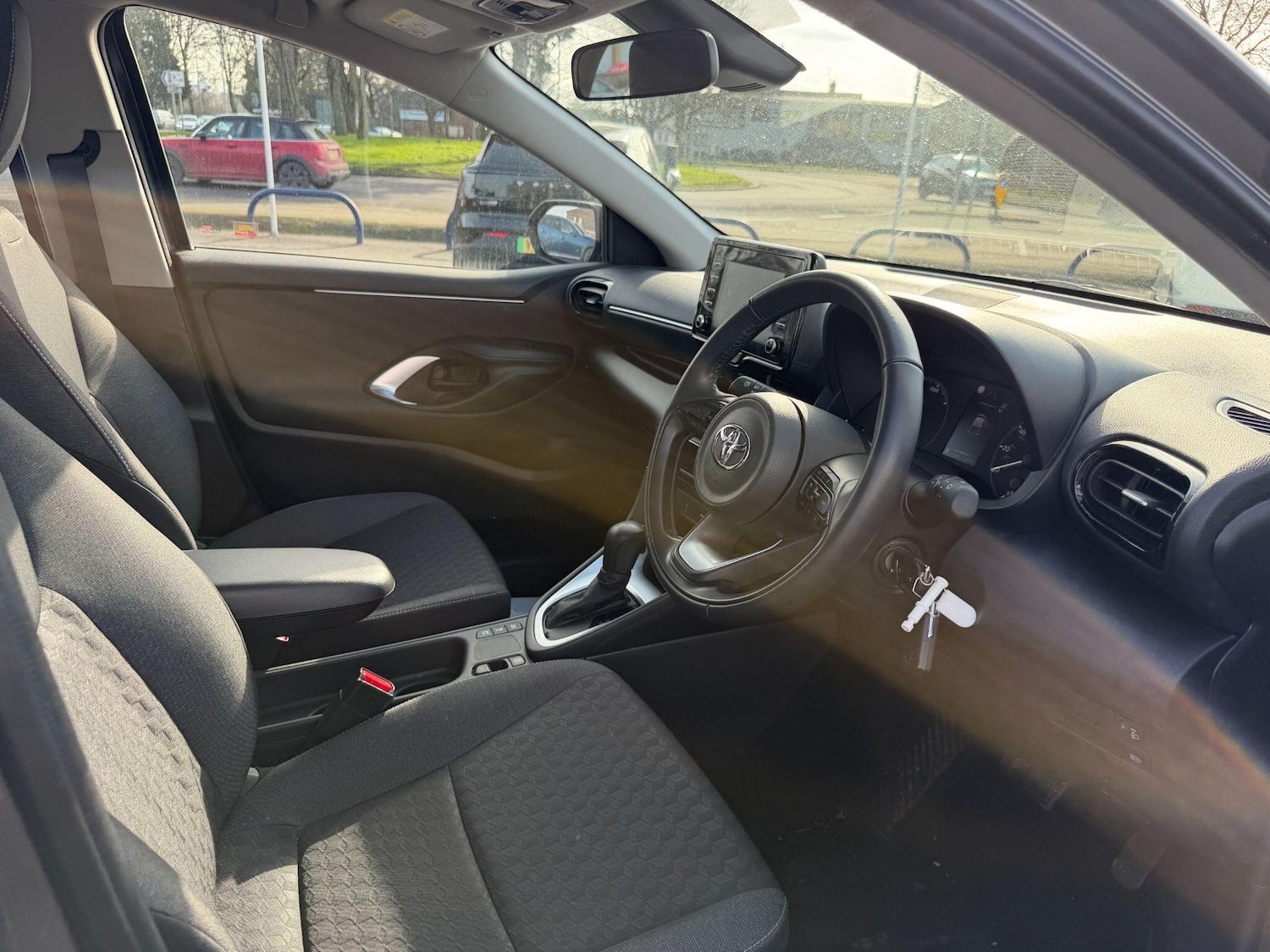 Used Toyota Yaris 2022 for sale - 77671266: Photo 10