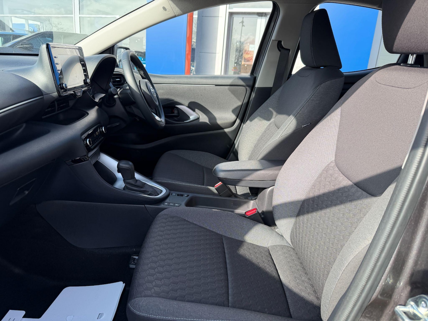 Used Toyota Yaris 2022 for sale - 77671266: Photo 17