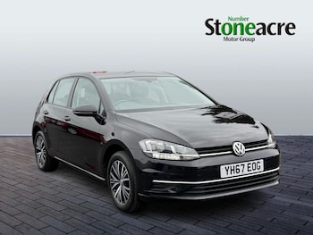 Used Volkswagen Golf 2017 for sale - 77925744: Photo