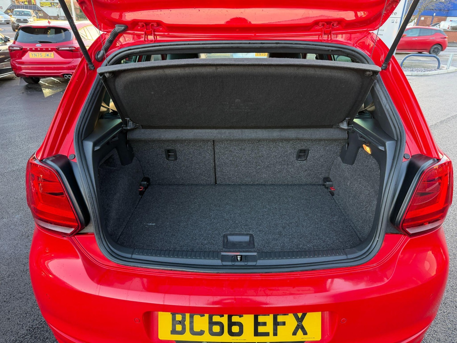 Used Volkswagen Polo 2017 for sale - 77156348: Photo 10