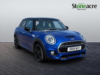 Used MINI Hatch 2019 for sale - 79236012: Photo