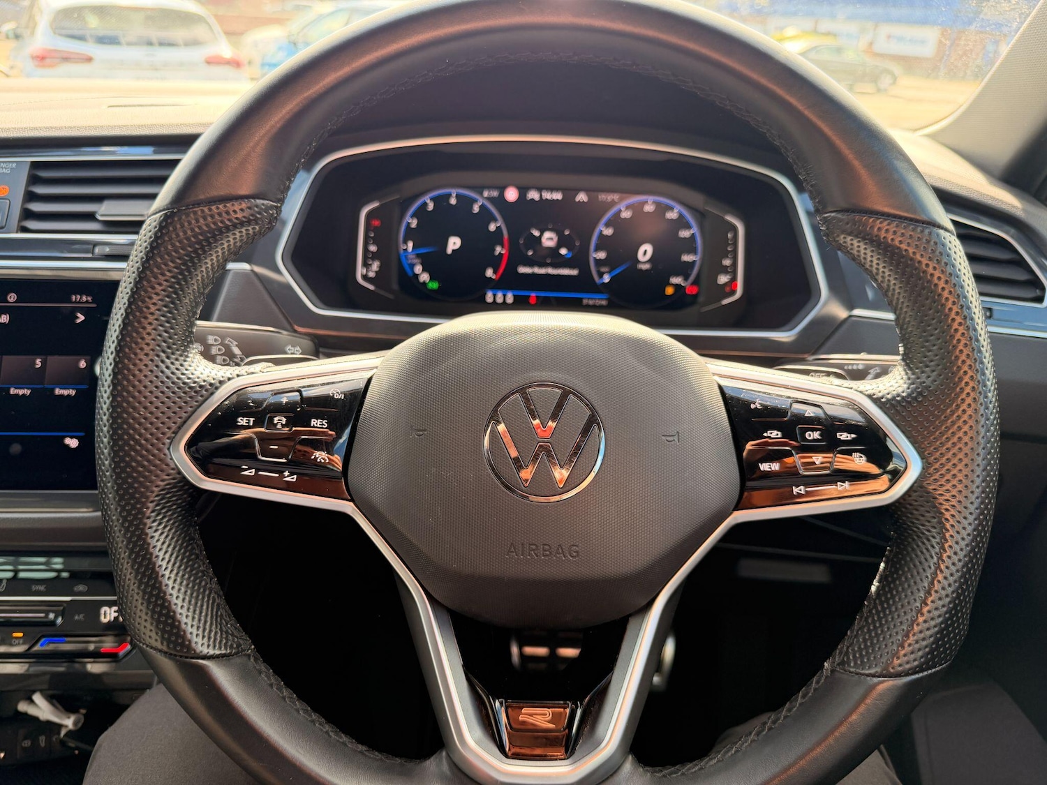 Used Volkswagen Tiguan for sale - 78157162: Photo 14