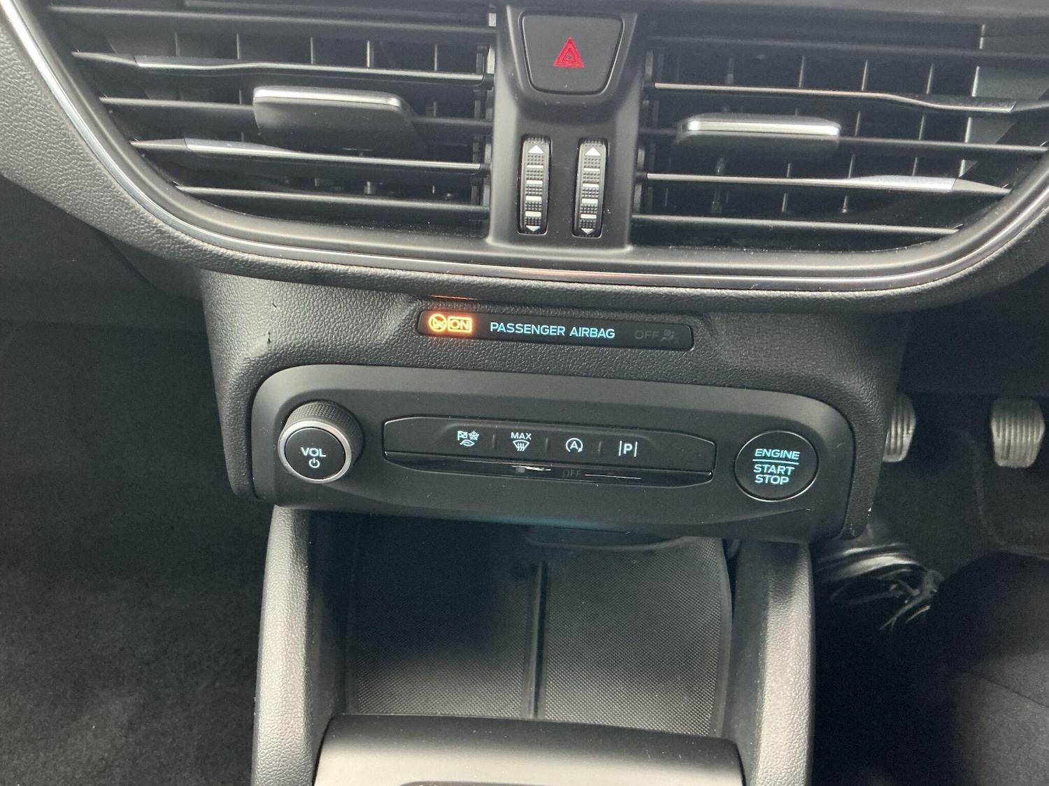 Used Ford Focus 2023 for sale - 77203558: Photo 16