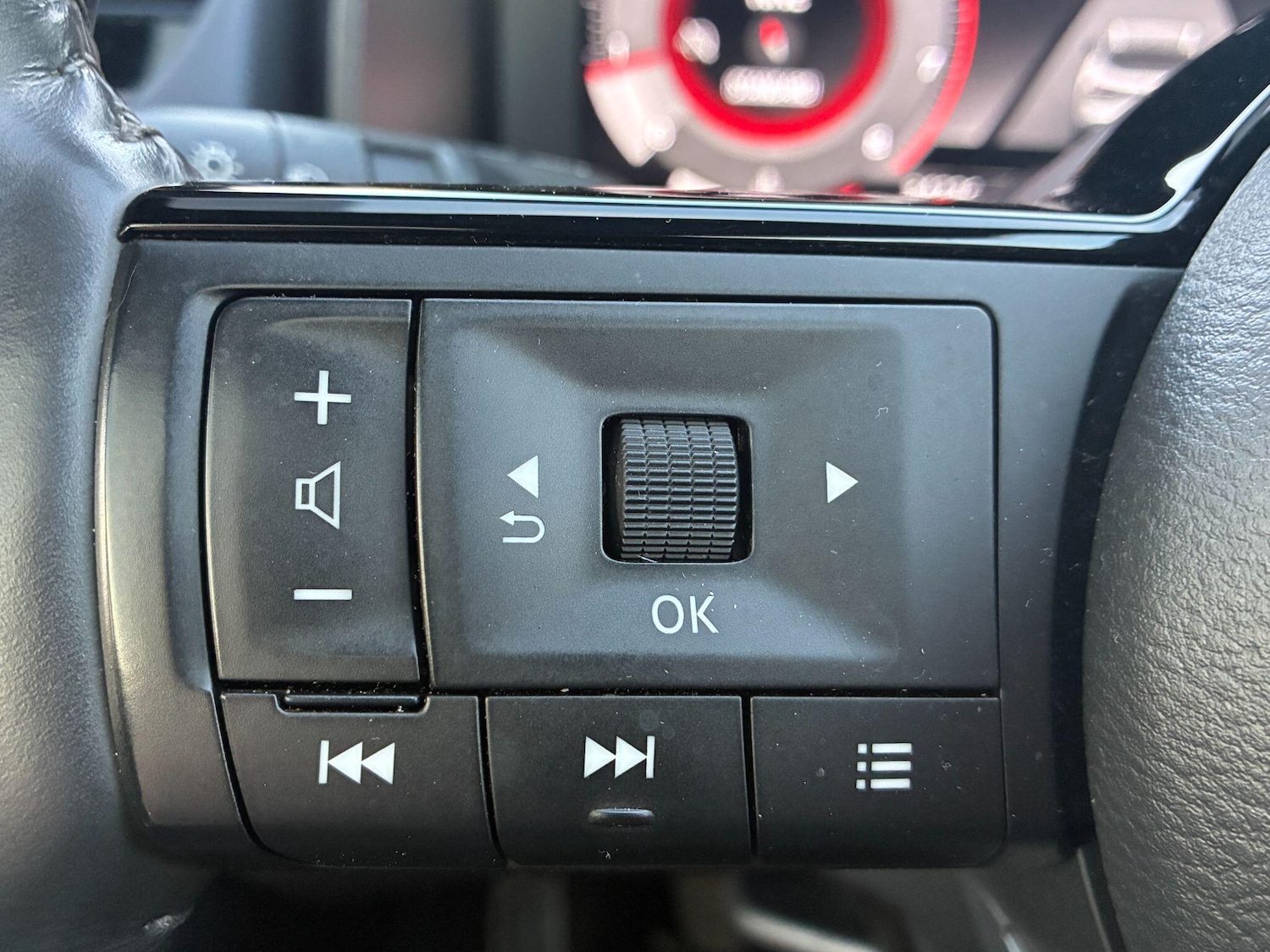 Used Nissan Qashqai 2023 for sale - 76688752: Photo 14