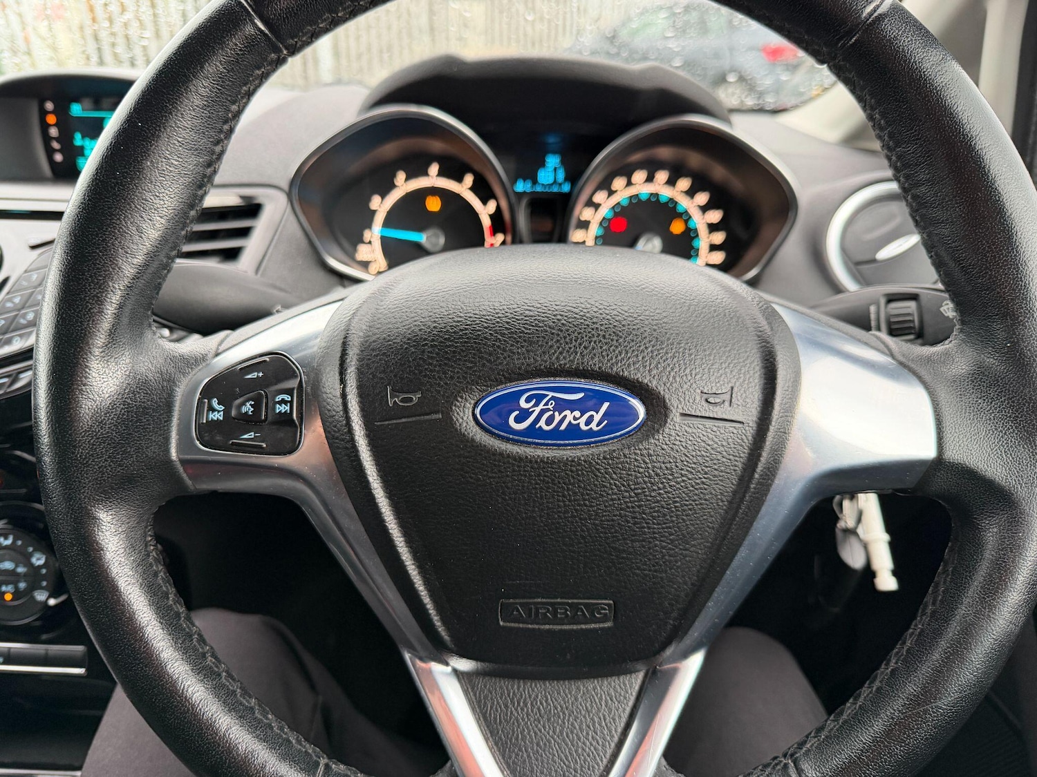 Used Ford Fiesta 2015 for sale - 77155564: Photo 13