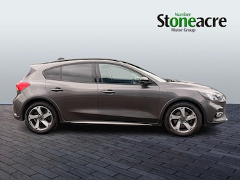 Used Ford Focus 2020 for sale - 78947496: Photo
