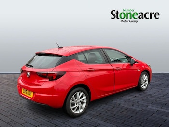 Vauxhall - Astra