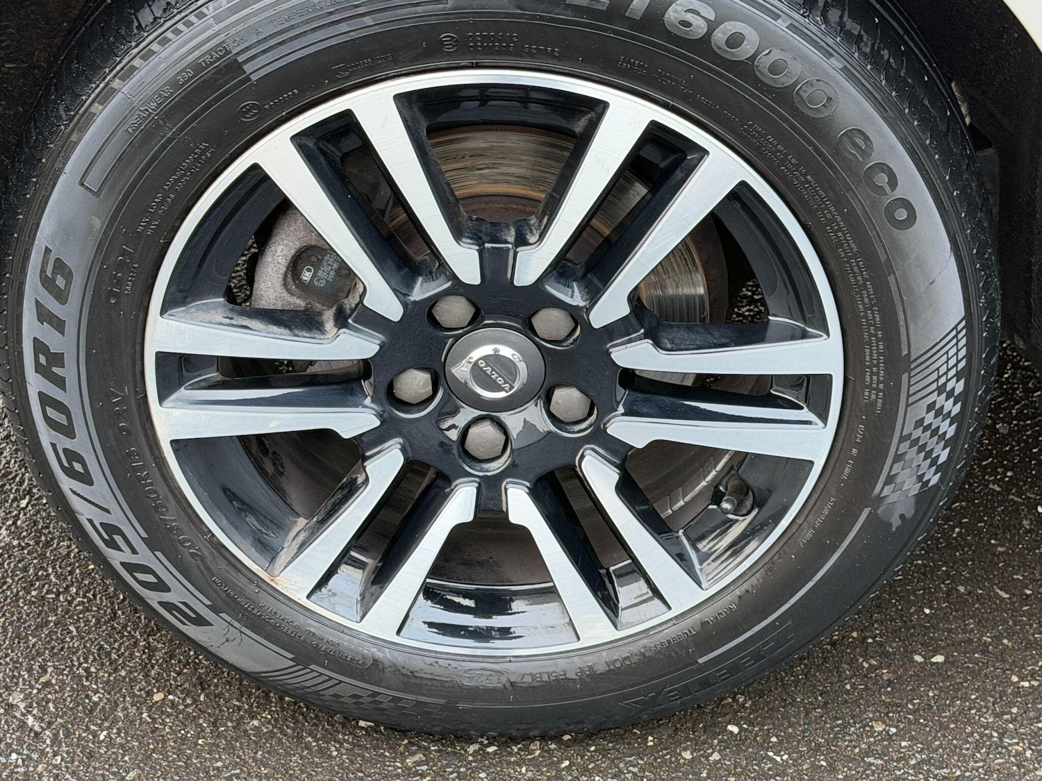 Used Volvo V40 Cross Country 2016 for sale - 76976497: Photo 10