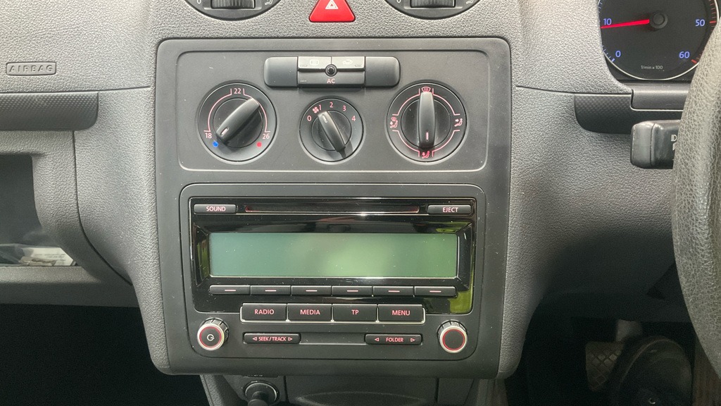 Used Volkswagen Caddy Maxi Life 2010 for sale - 78010896: Photo 11