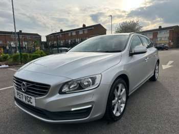 Used Volvo V60 2017 for sale - 74796647: Photo