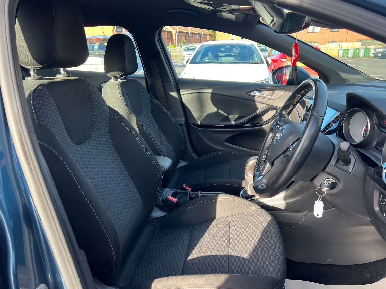 Used Vauxhall Astra 2017 for sale - 76416559: Photo 14