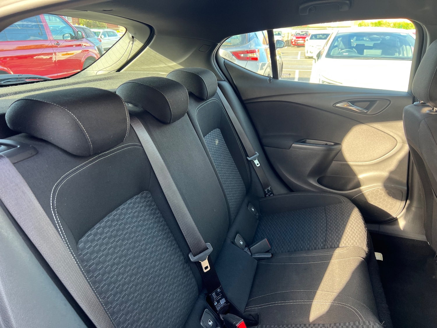 Used Vauxhall Astra 2017 for sale - 76416559: Photo 24