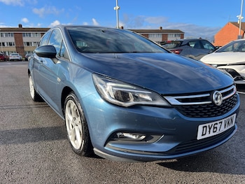 Used Vauxhall Astra 2017 for sale - 76416559: Photo