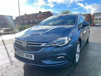 Used Vauxhall Astra 2017 for sale - 76416559: Photo
