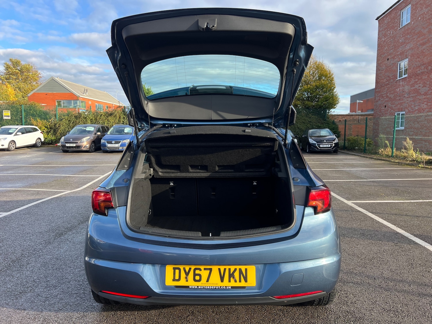 Used Vauxhall Astra 2017 for sale - 76416559: Photo 8