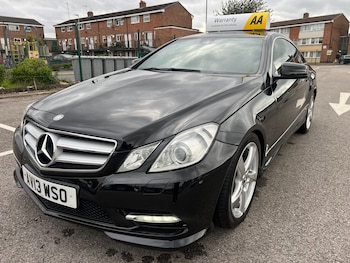 Used Mercedes-Benz E Class 2013 for sale - 76416536: Photo