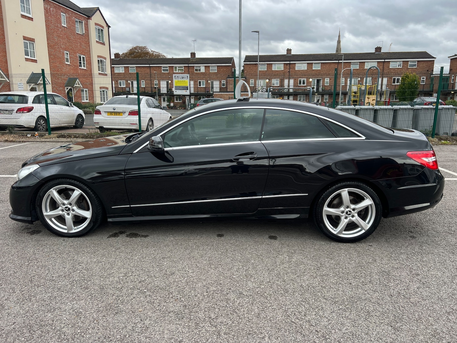 Used Mercedes-Benz E Class 2013 for sale - 76416536: Photo 5