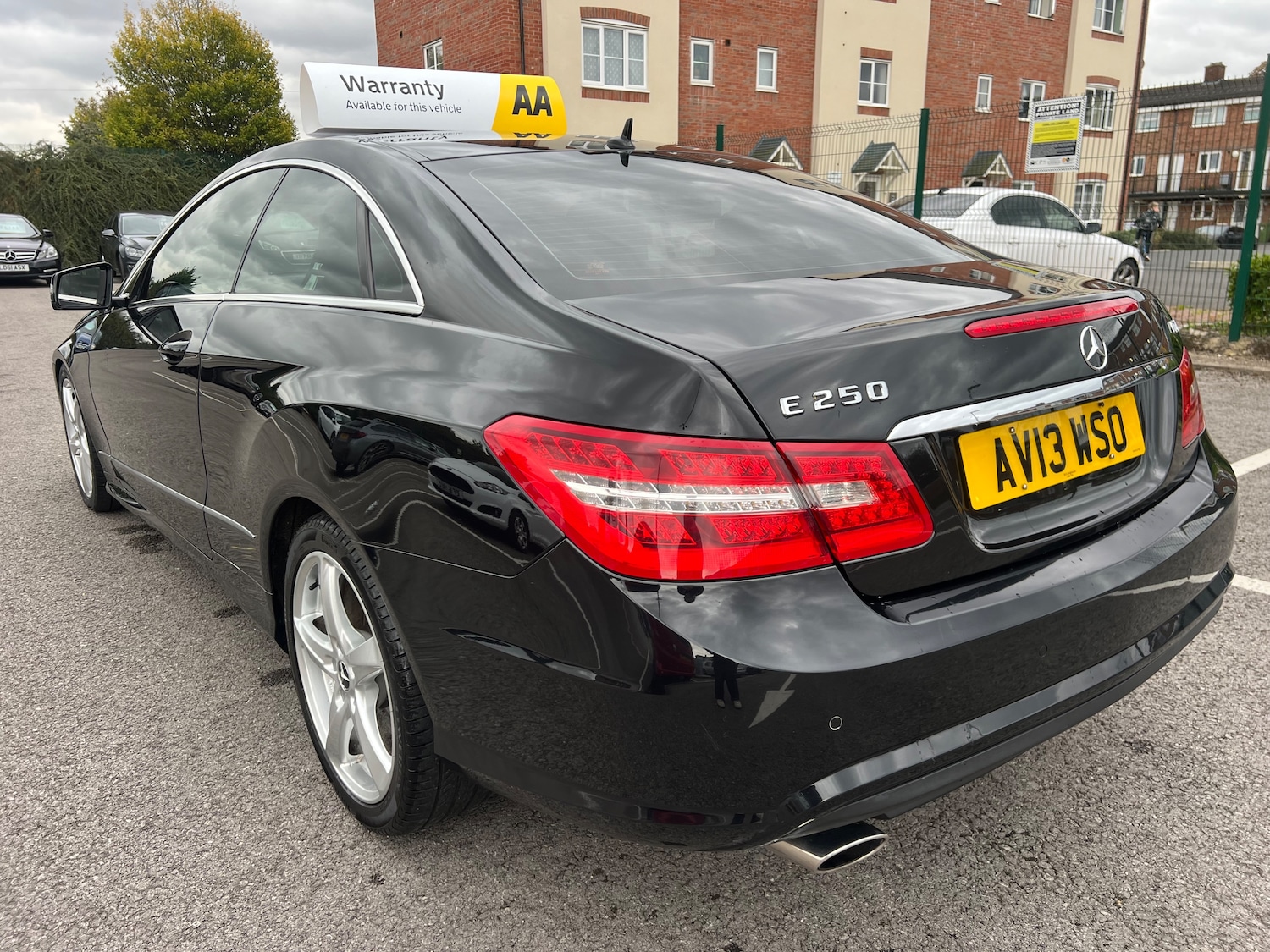 Used Mercedes-Benz E Class 2013 for sale - 76416536: Photo 6