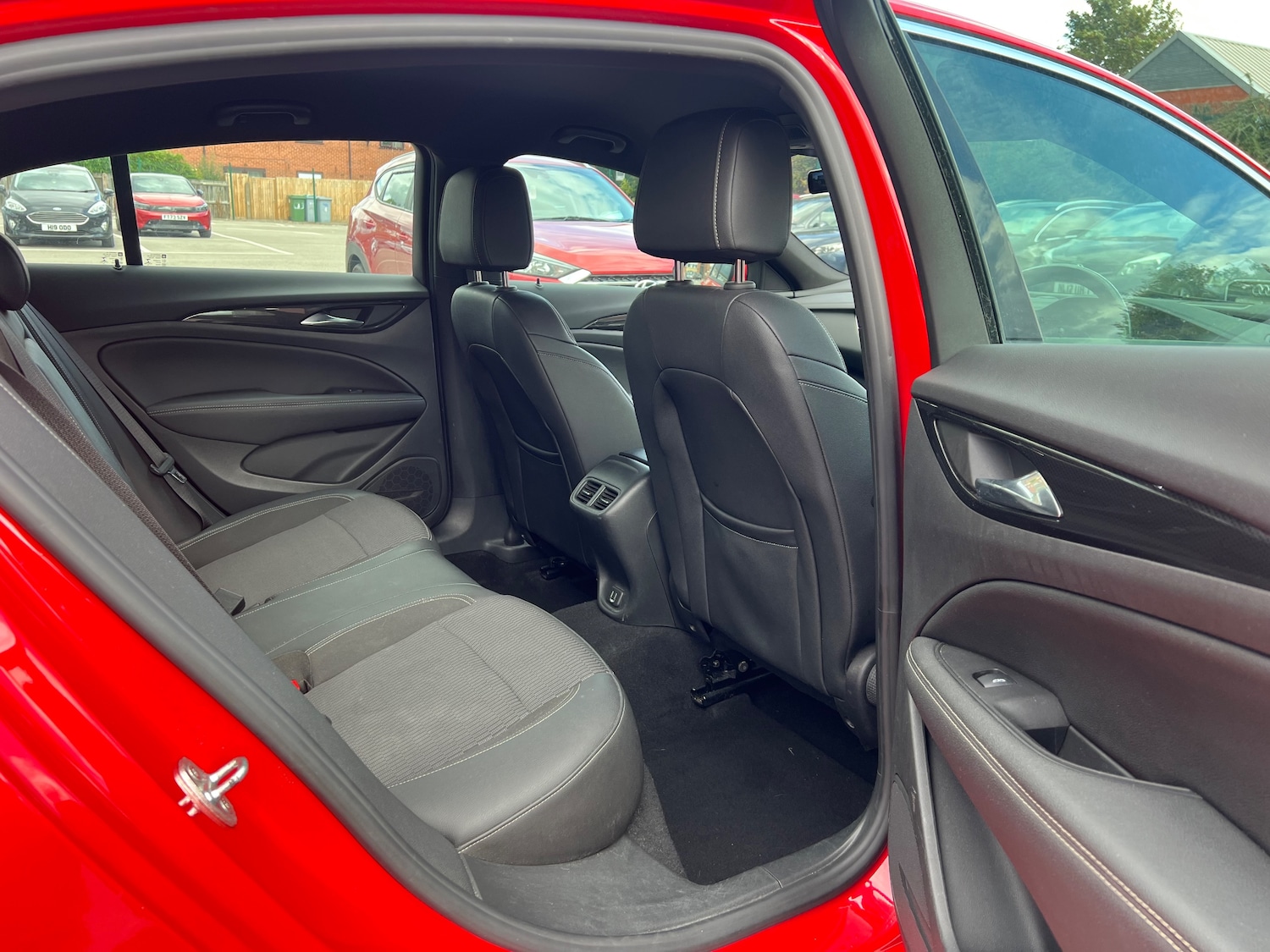 Used Vauxhall Insignia 2019 for sale - 76416534: Photo 18