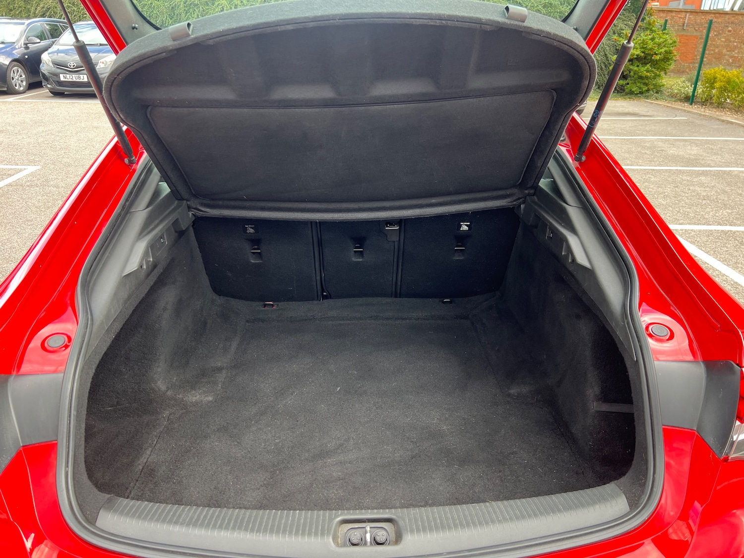 Used Vauxhall Insignia 2019 for sale - 76416534: Photo 9