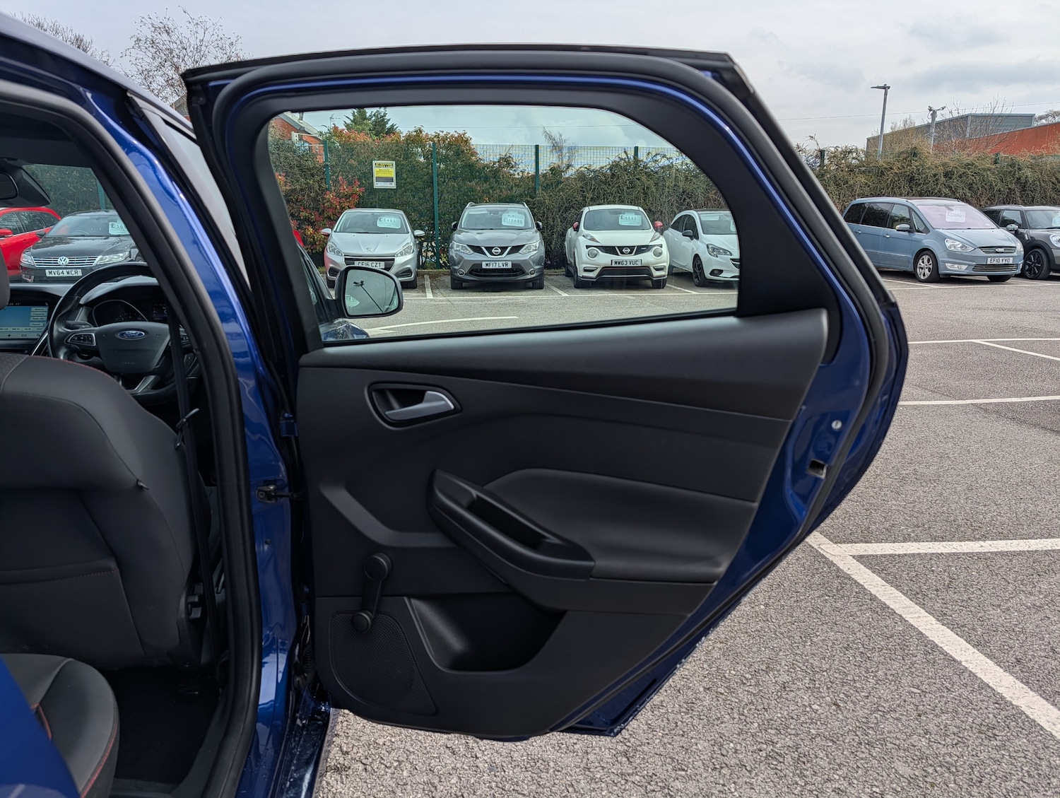 Used Ford Focus 2017 for sale - 77650436: Photo 26