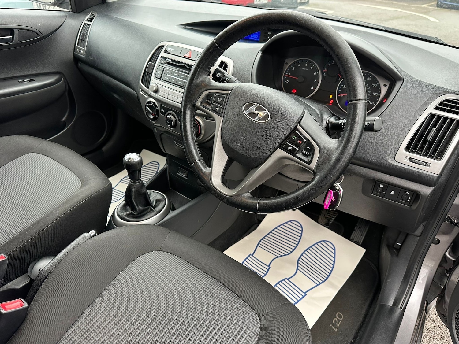 Used Hyundai i20 2013 for sale - 76429525: Photo 11