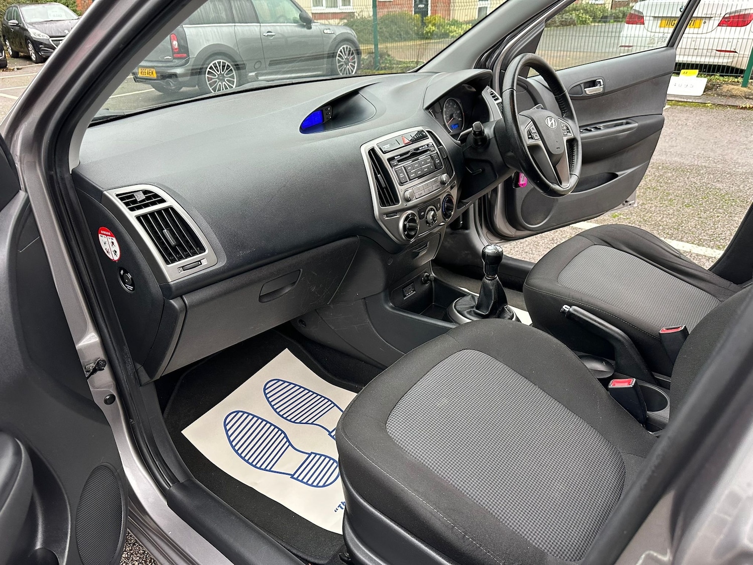 Used Hyundai i20 2013 for sale - 76429525: Photo 12