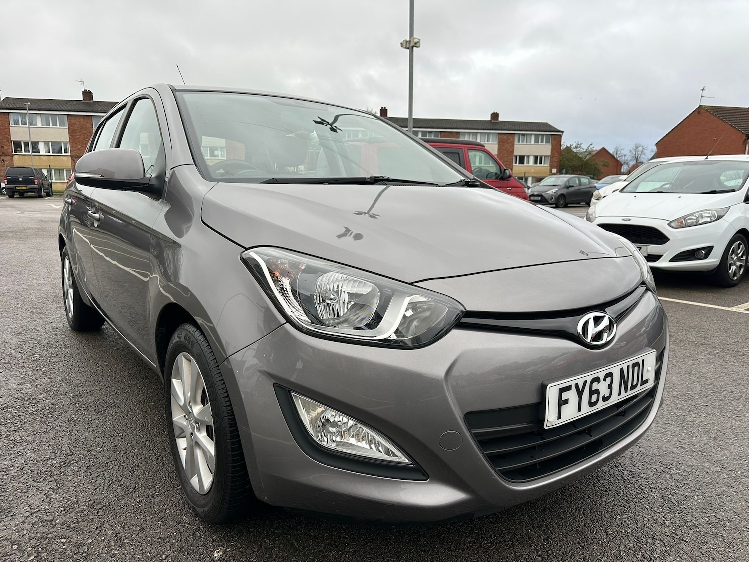 Used Hyundai i20 2013 for sale - 76429525: Photo 3