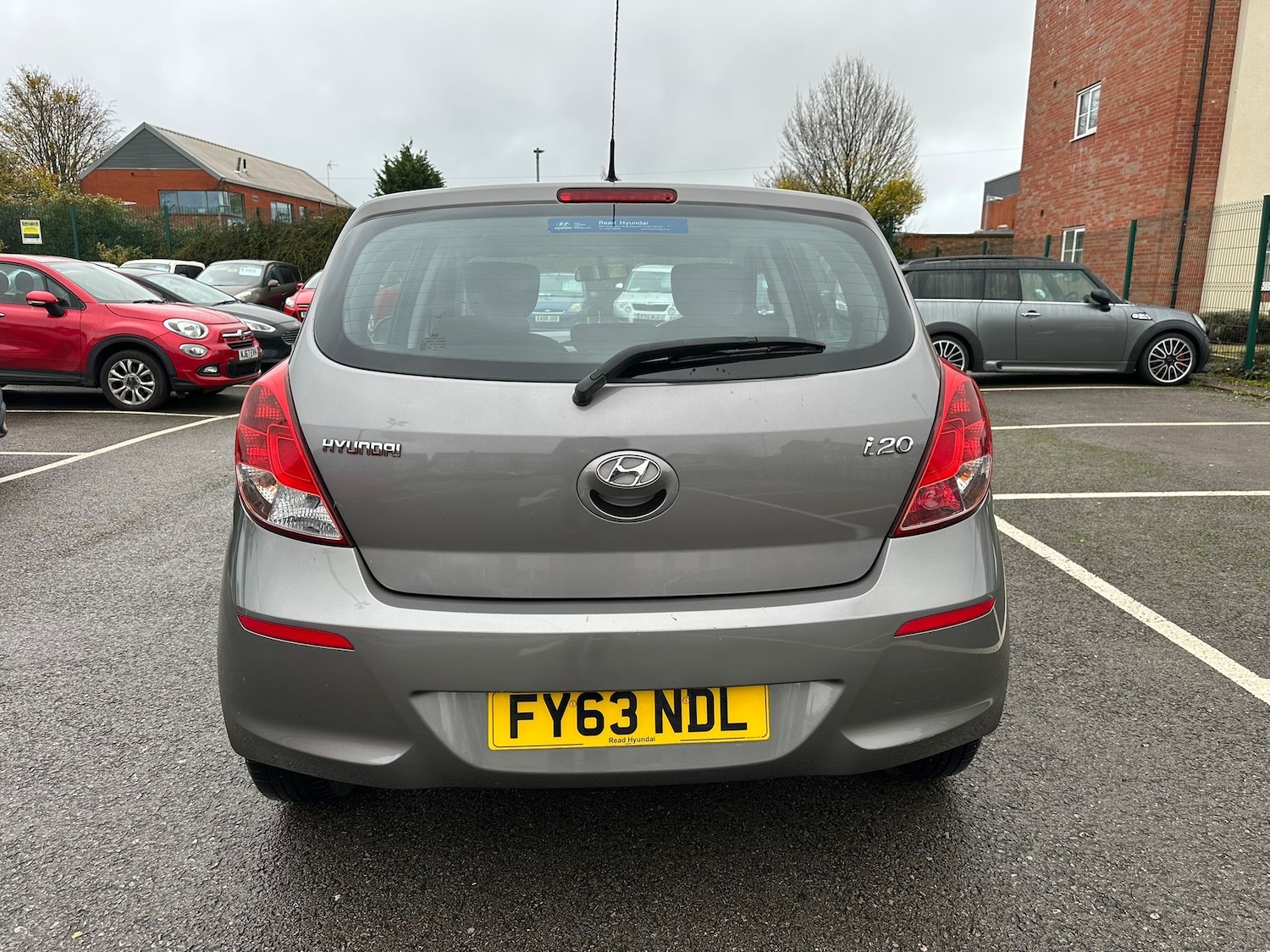 Used Hyundai i20 2013 for sale - 76429525: Photo 8