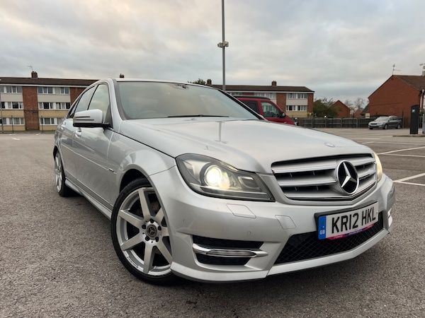 Used Mercedes-Benz C-Class 2012 for sale - 75639193: Photo 1