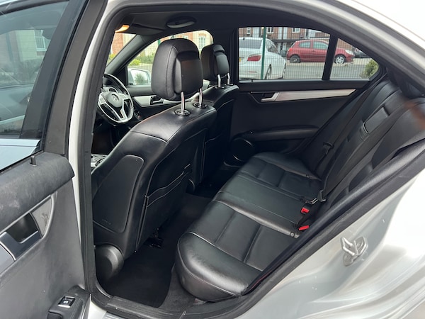 Used Mercedes-Benz C-Class 2012 for sale - 75639193: Photo 21