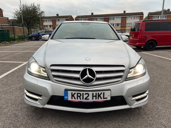 Used Mercedes-Benz C-Class 2012 for sale - 75639193: Photo 3