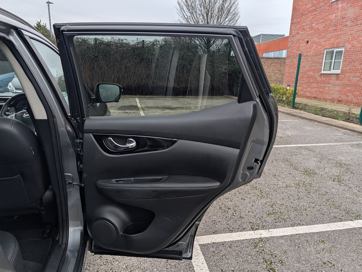 Used Nissan Qashqai 2017 for sale - 77639470: Photo 27