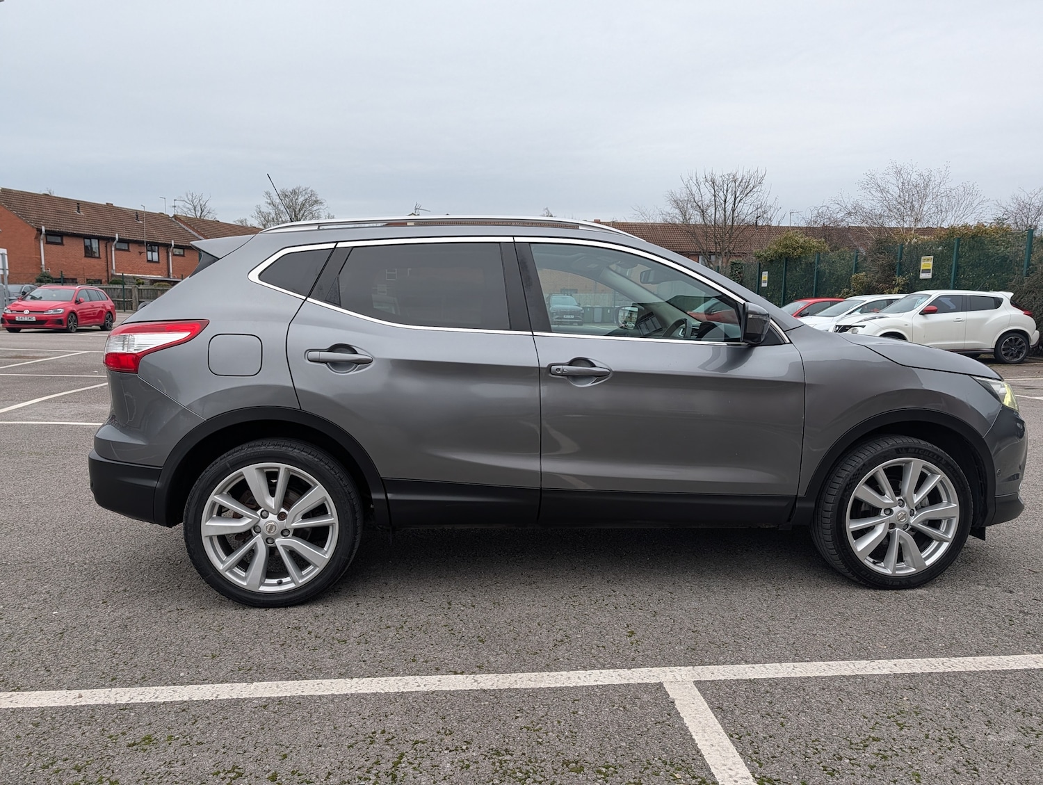Used Nissan Qashqai 2017 for sale - 77639470: Photo 9