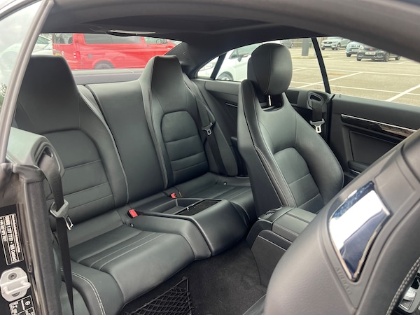 Used Mercedes-Benz E-Class 2011 for sale - 76171035: Photo 16