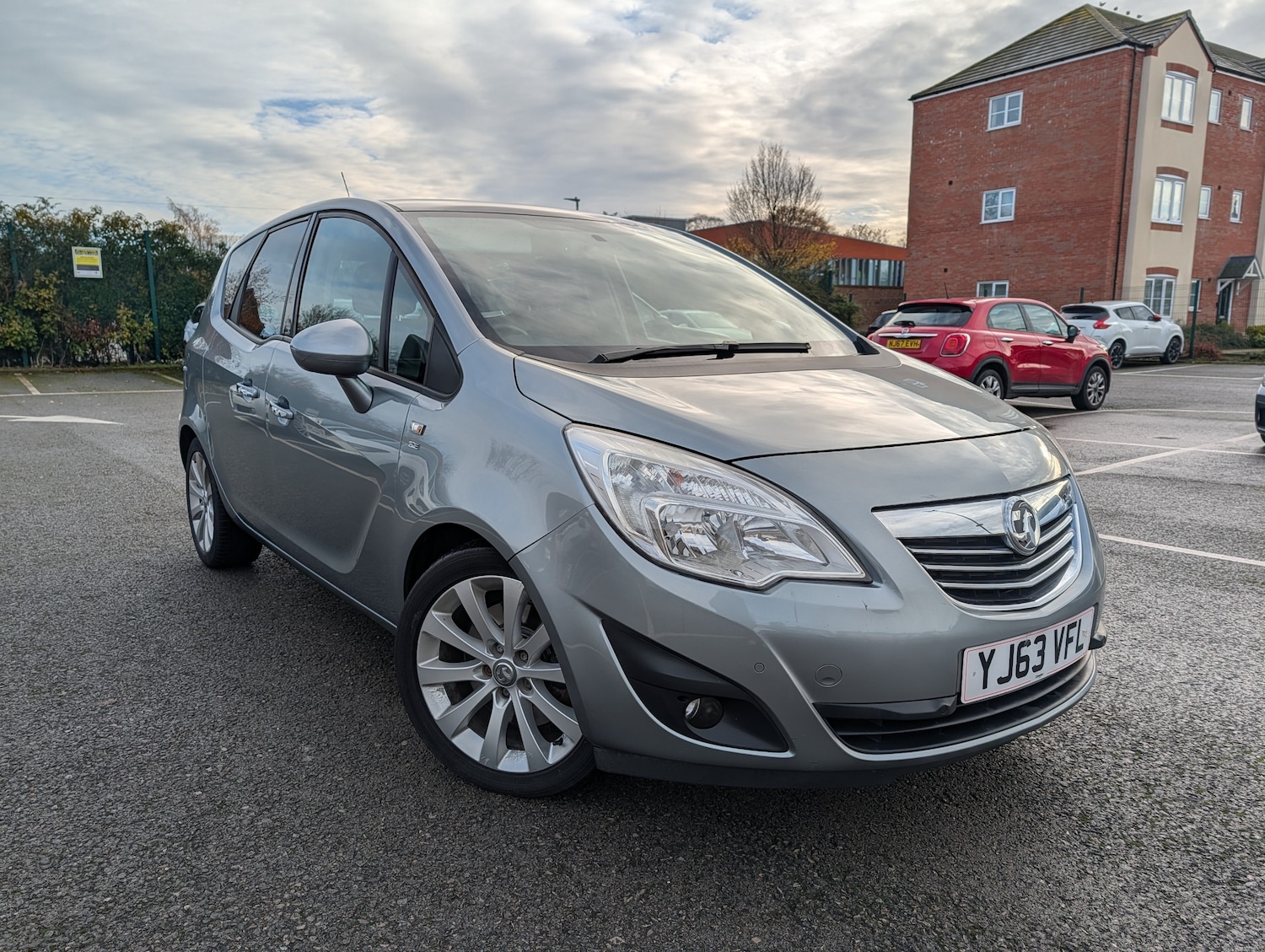Used Vauxhall Meriva 2013 for sale - 76830840: Photo 2