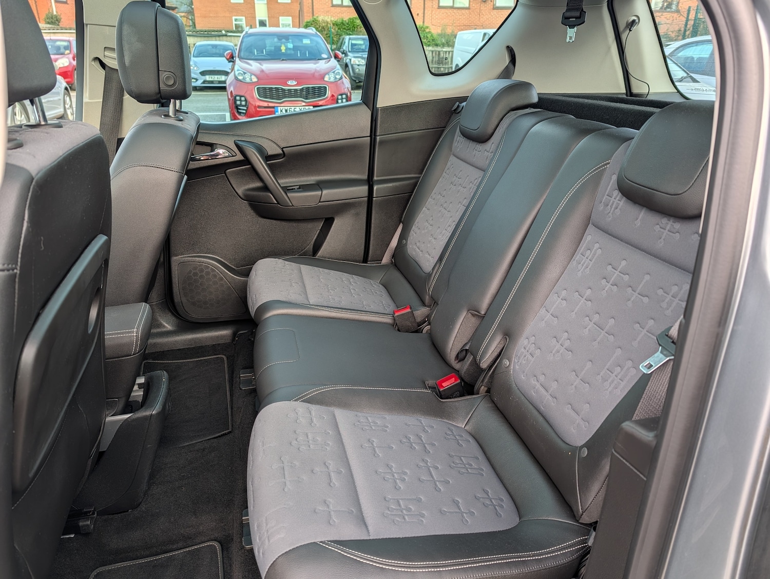 Used Vauxhall Meriva 2013 for sale - 76830840: Photo 20