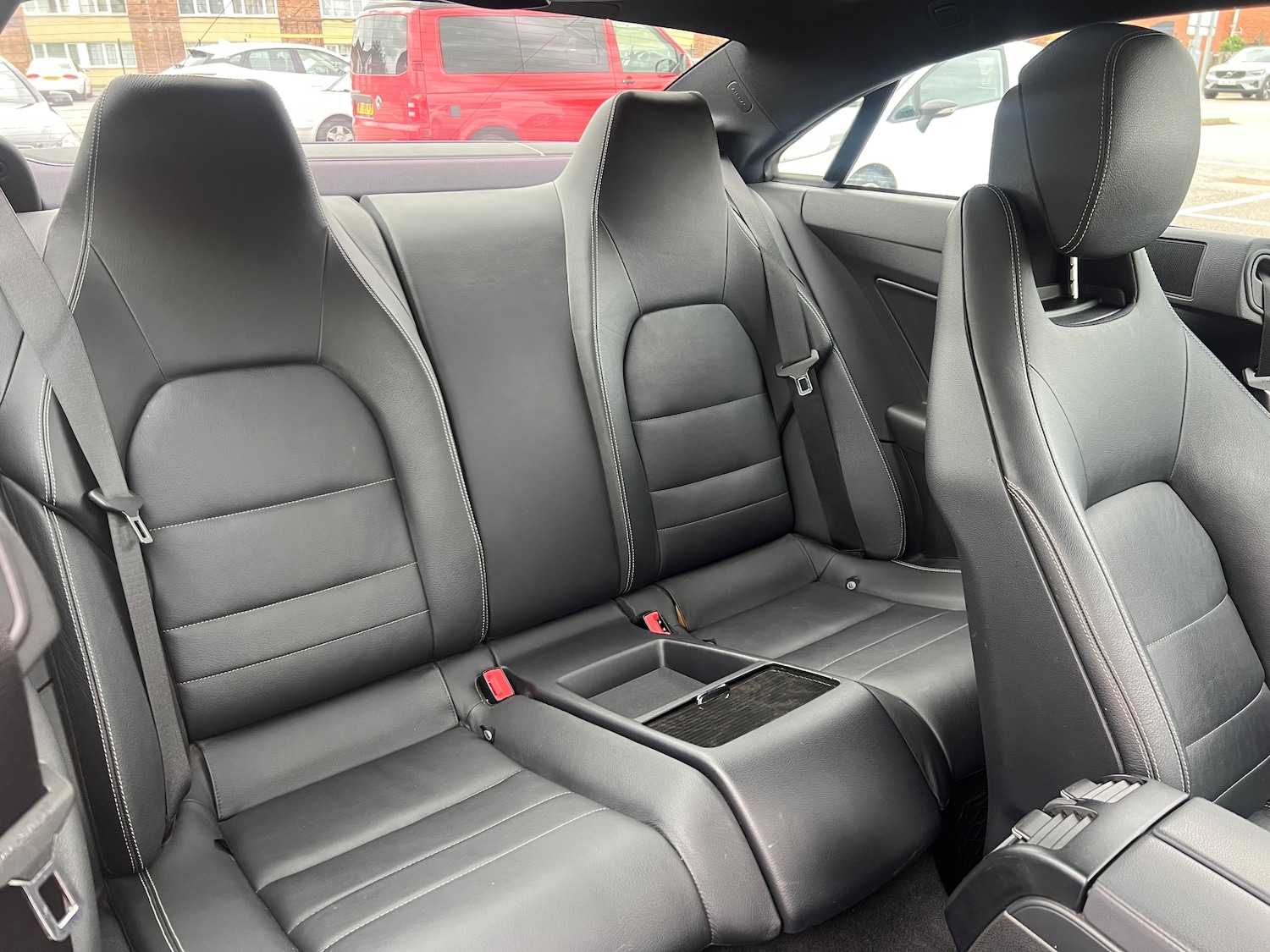 Used Mercedes-Benz E Class 2011 for sale - 76416538: Photo 17