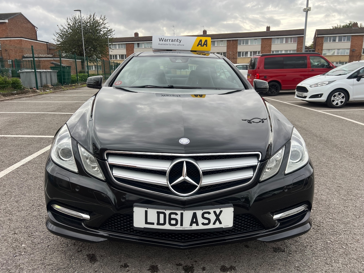 Used Mercedes-Benz E Class 2011 for sale - 76416538: Photo 3