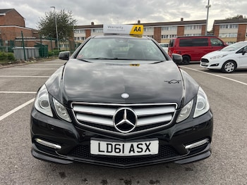 Used Mercedes-Benz E Class 2011 for sale - 76416538: Photo