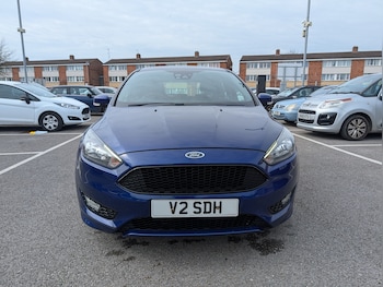 Used Ford Focus 2017 for sale - 78325000: Photo