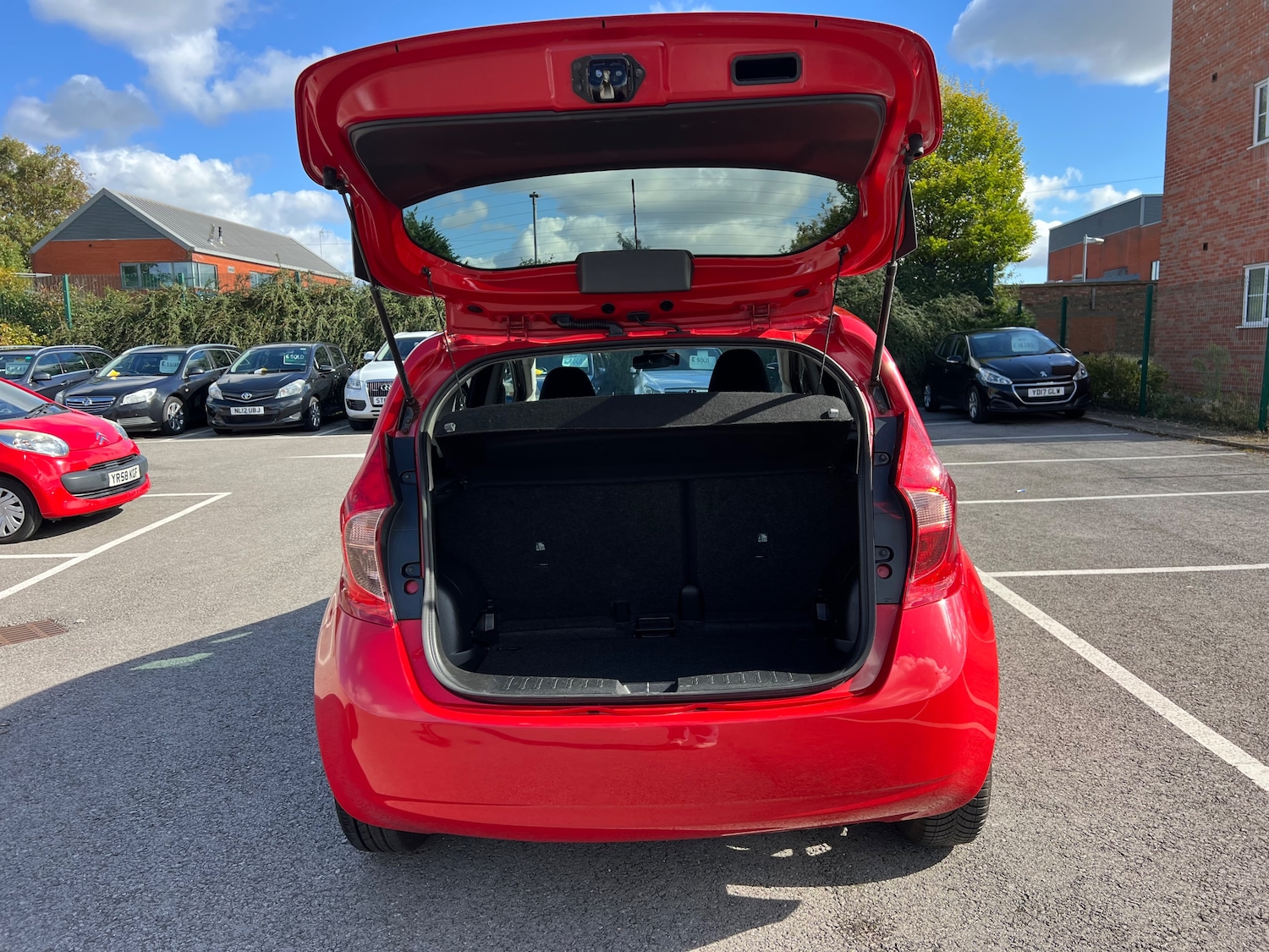 Used Nissan Note 2014 for sale - 76416549: Photo 8