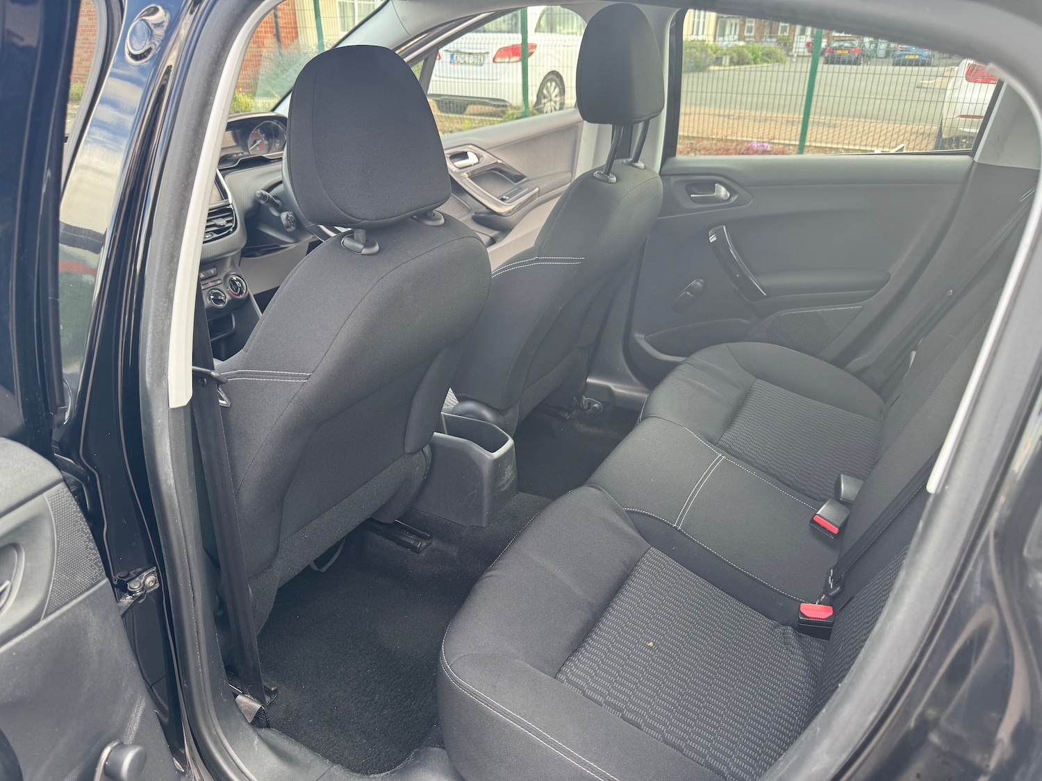 Used Peugeot 208 2017 for sale - 76416555: Photo 17