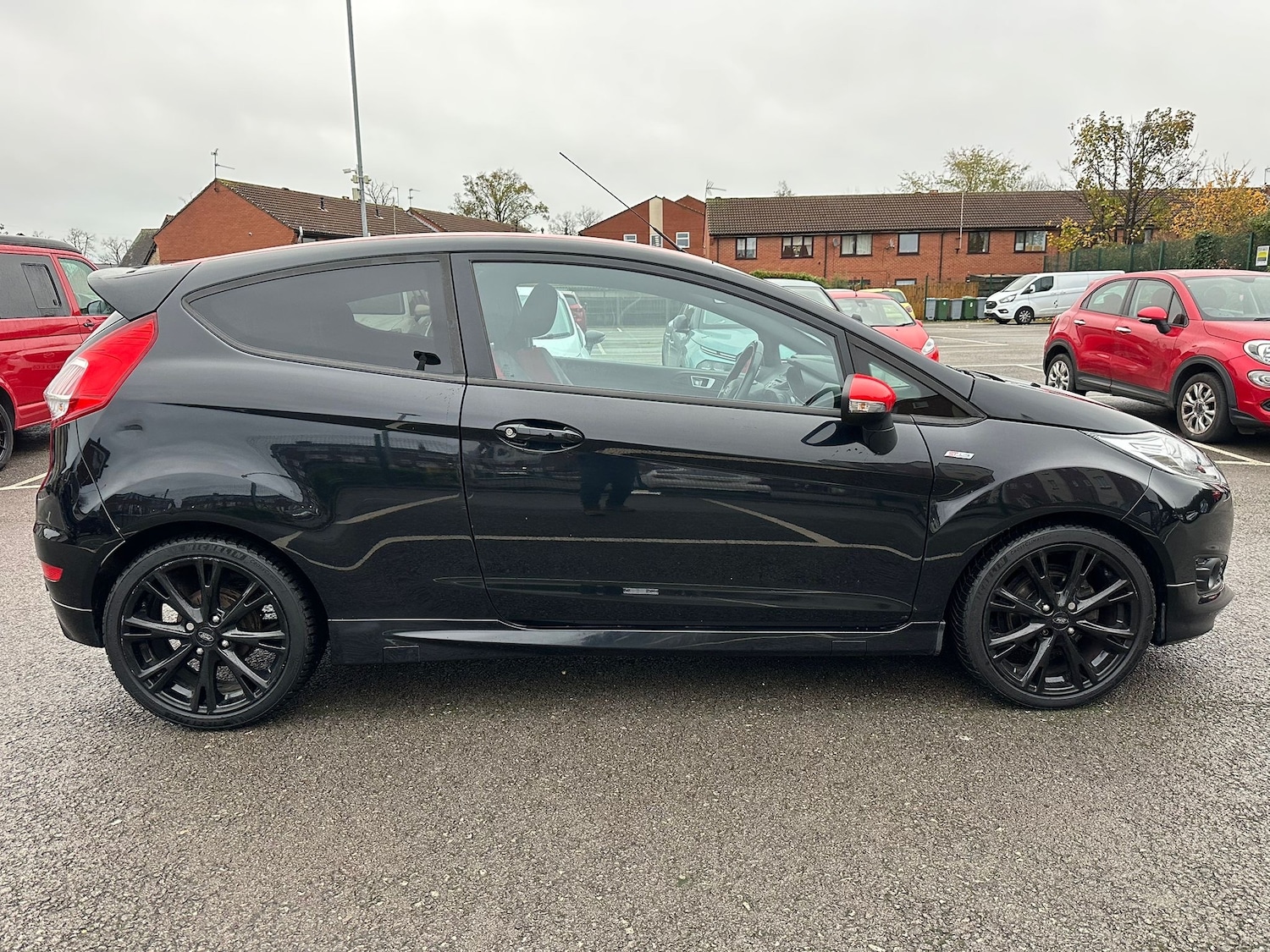 Used Ford Fiesta 2017 for sale - 76466269: Photo 10