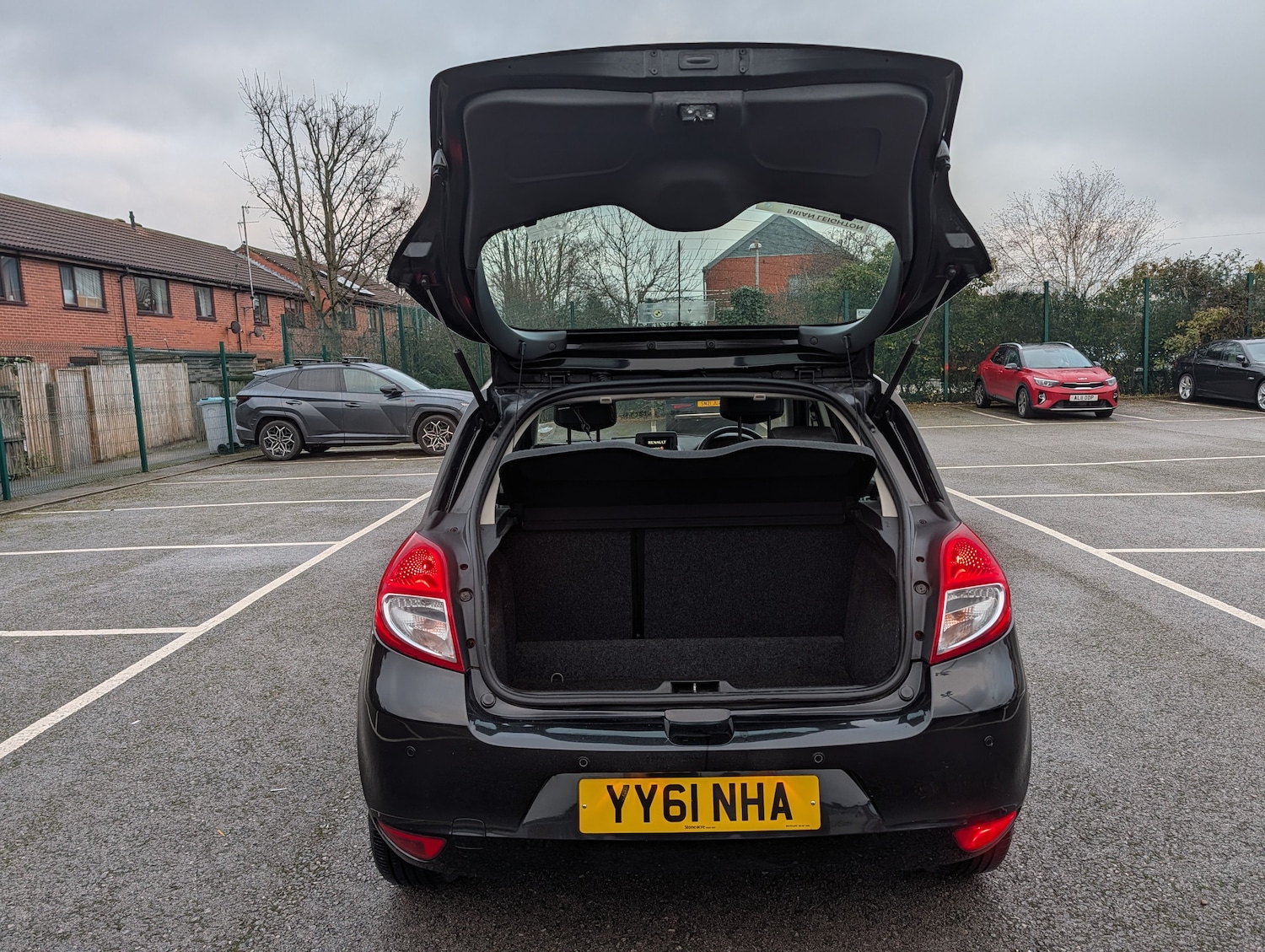 Used Renault Clio 2012 for sale - 77620395: Photo 8